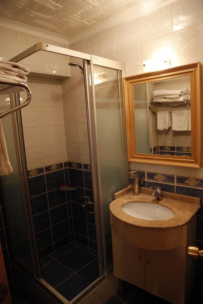 Grand Hisar Hotel Istanbul Bagian luar foto