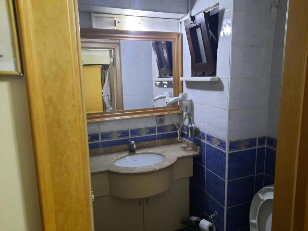 Grand Hisar Hotel Istanbul Bagian luar foto