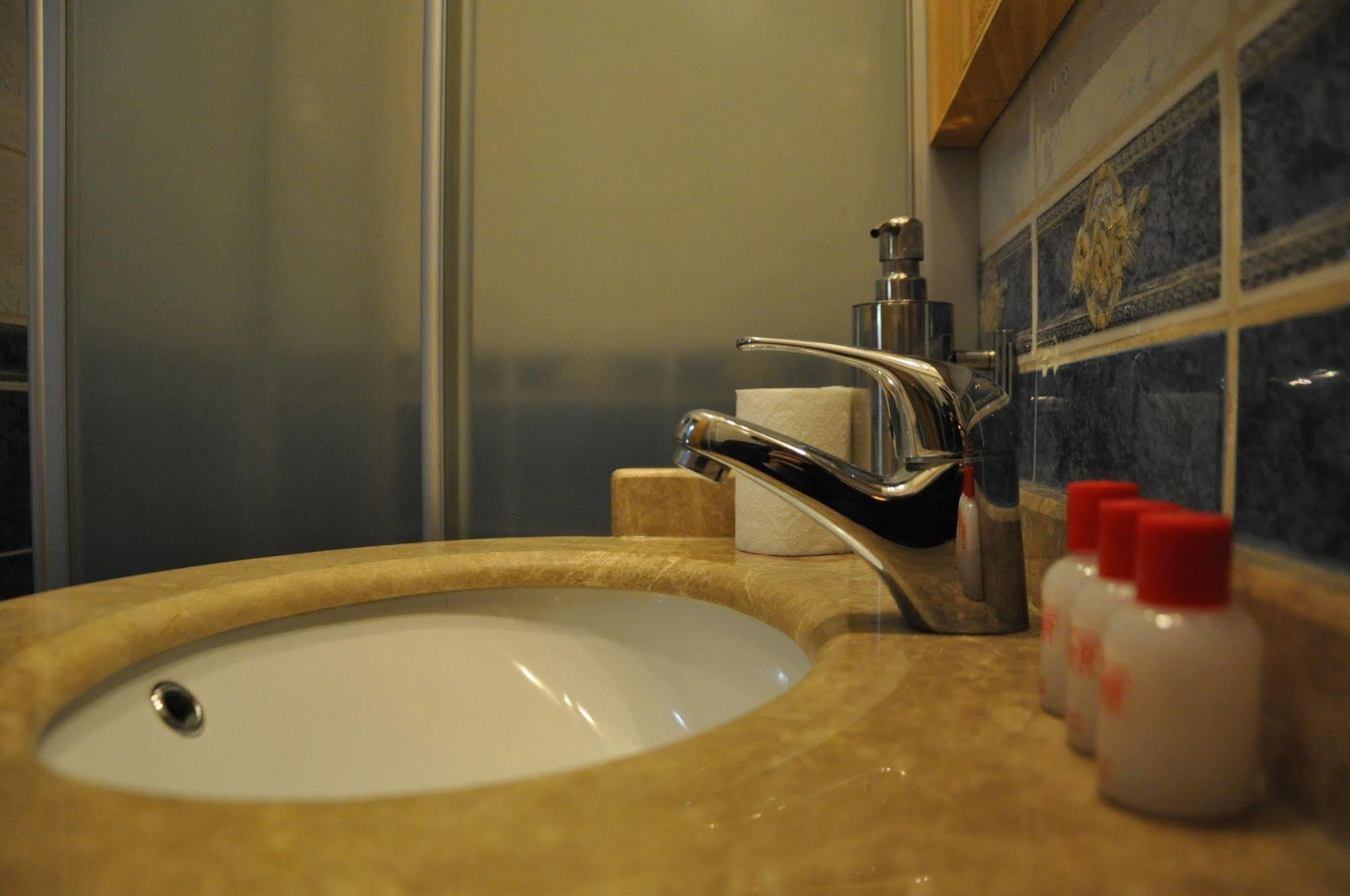 Grand Hisar Hotel Istanbul Bagian luar foto